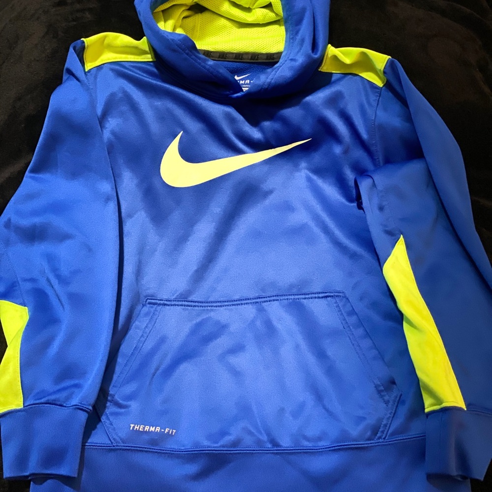 Nike Therma Fit! Size Large